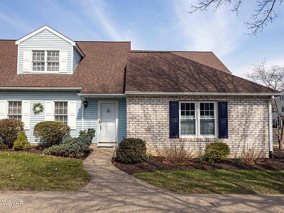 3rd image of 443 Wyndham Ct