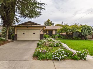 690 W Santa Ana Ave, Clovis, CA 93612