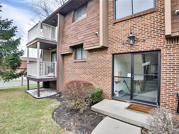 4th image of 3936 Ridge Lea Rd APT D