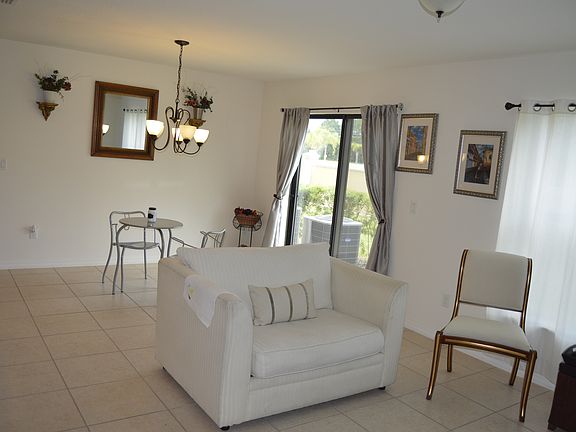 4th image of 6530 Windsor Lake Cir
