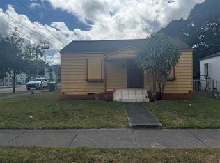 1300 NW 42nd St, Miami, FL 33142