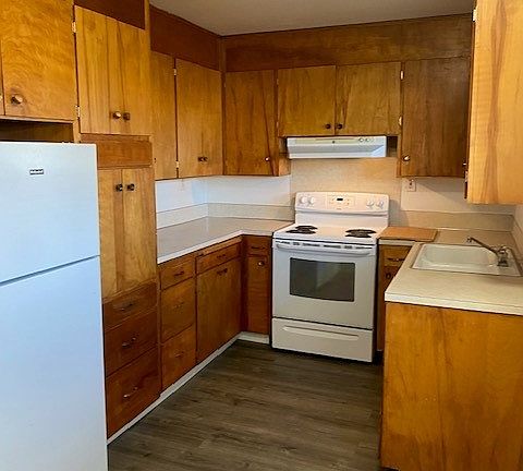 4th image of 335 N Knapman Ave APT 1