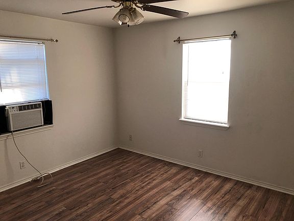 3rd image of 205 Fitch Ave