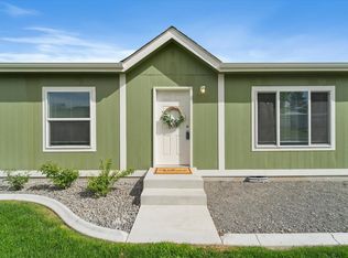 228 N Park Ave, Mesa, WA 99343