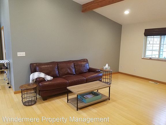 3rd image of 5801 Tracyton Blvd NW