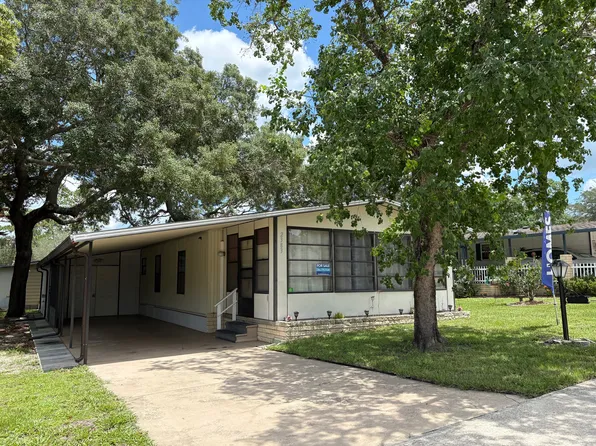 2383 Sandlewood Ln, Orange City, FL 32763