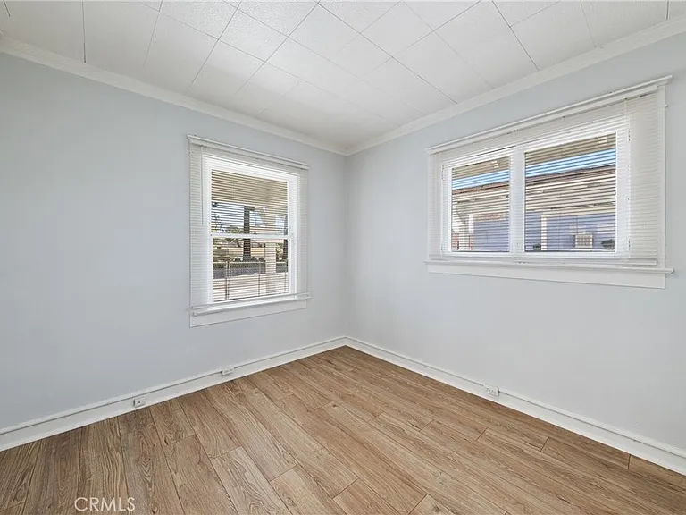 15329 S Paramount Blvd — Photo 17