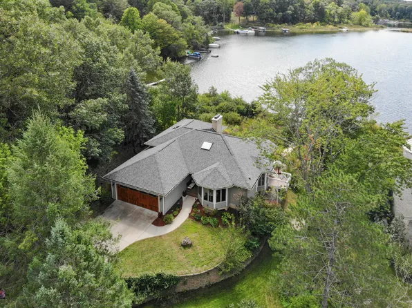 13990 Doster Rd, Plainwell, MI 49080