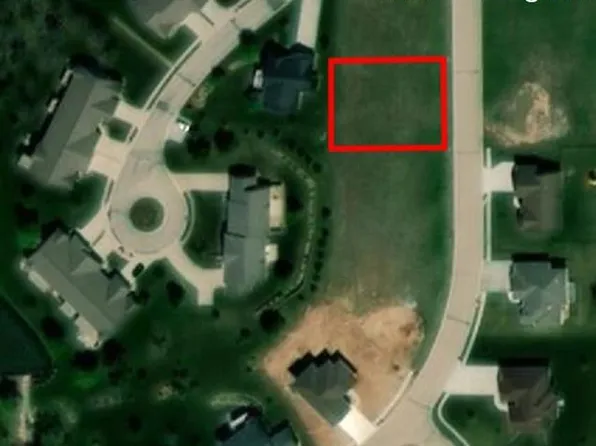 17 N 25th St, Beatrice, NE 68310