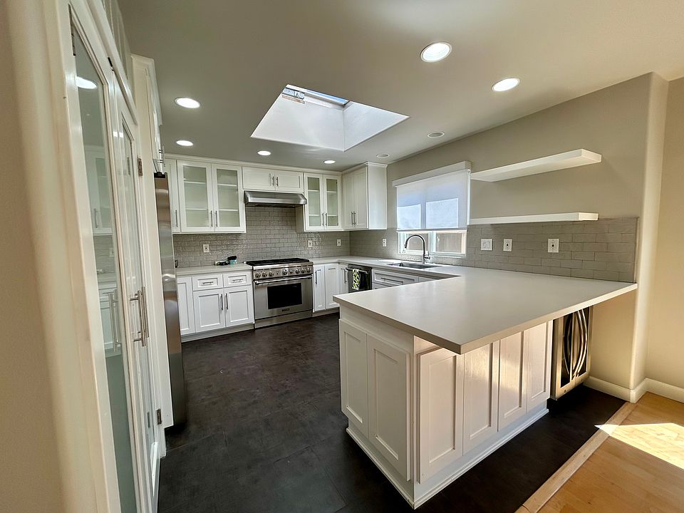 Thermadore appliances and wine fridge