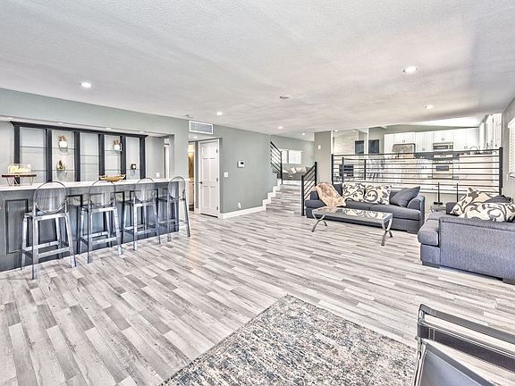 5th image of 8765 Potenza Ln