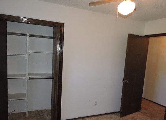 3rd image of 10328 Fairfax Ln