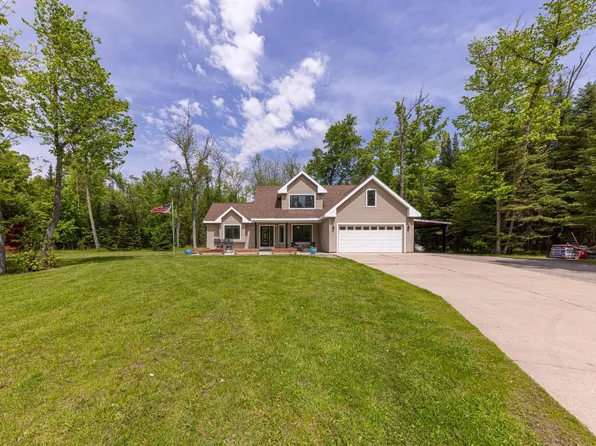 2165 Benson Ln, Grand Rapids, MN 55744