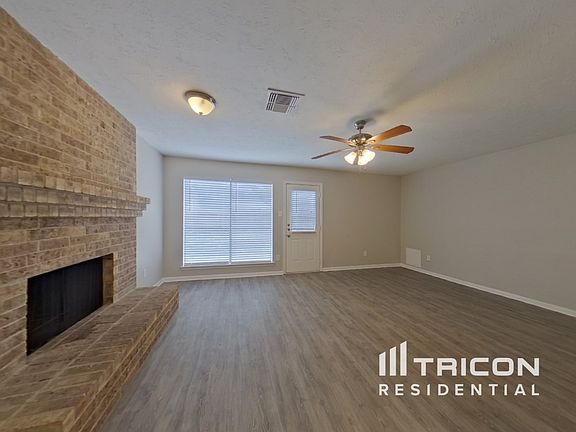 2nd image of 5511 Fairview Forest Dr