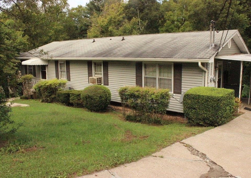 1st image of 2627 Emoriland Blvd