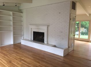 3752 77th Ave SE, Mercer Island, WA 98040