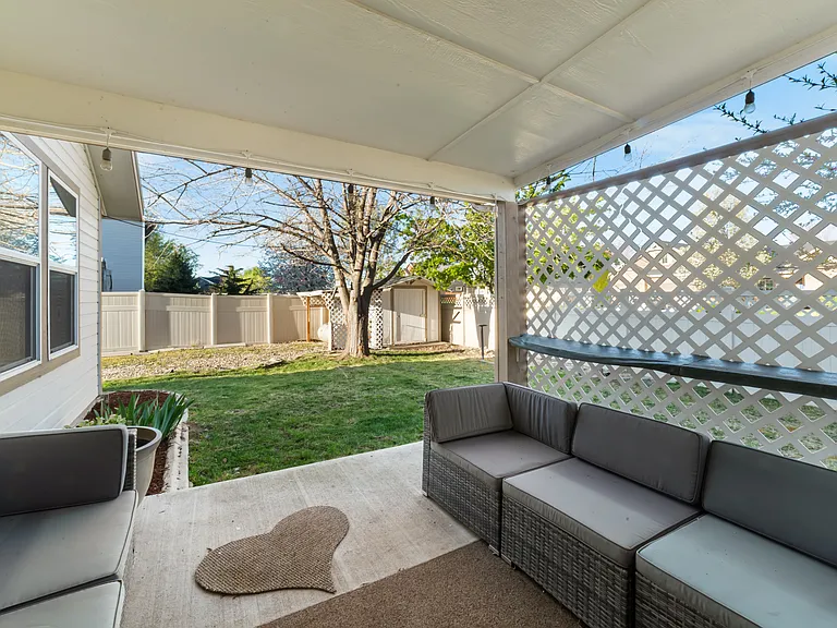 548 N Ripplerock Pl — Photo 30