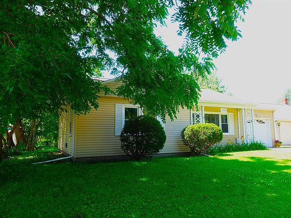 3rd image of 1228 W Losey St