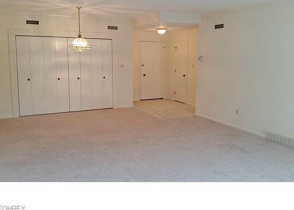 2nd image of 25805 Fairmount Blvd APT 110