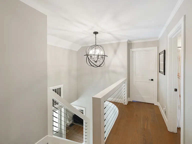 2241 Pioneer Trl — Photo 24