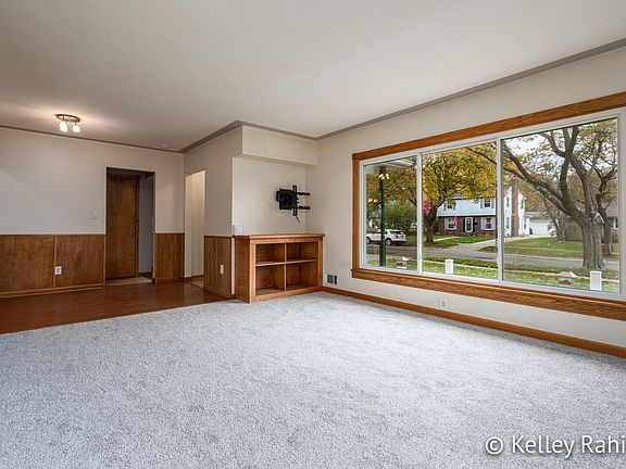 2nd image of 1819 Chamberlain Ave SE