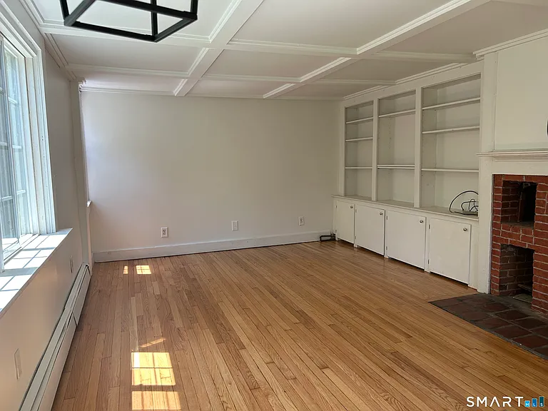 957 Palisado Ave — Photo 16