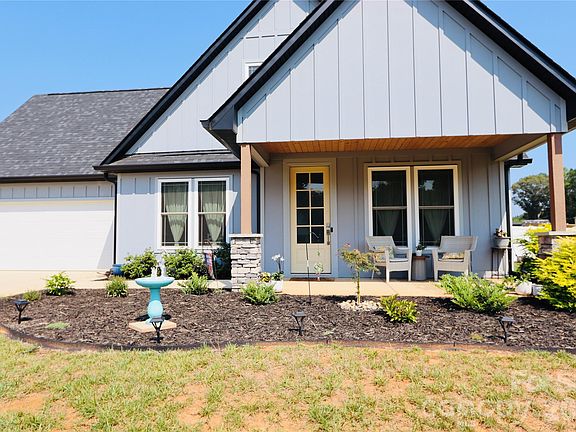 4th image of 27679 Taylor Ln #8