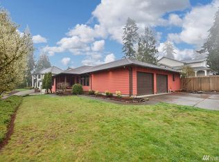 2451 Paradise Dr, Longview, WA 98632