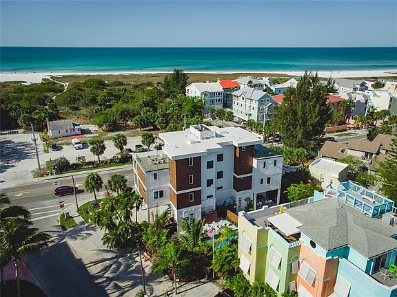 3rd image of 329 Beach Rd #A