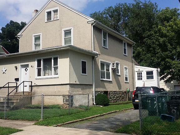 3rd image of 43 Wildwood Ave