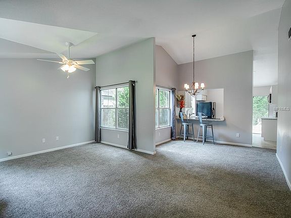 5th image of 9937 Triple Crown Cir