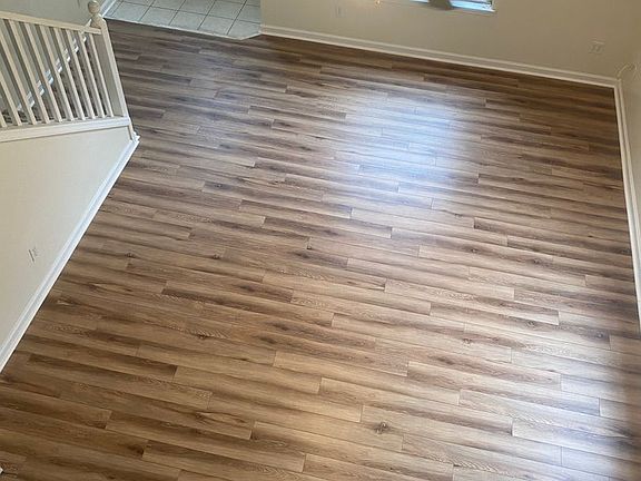4th image of 4111 Castellan Dr