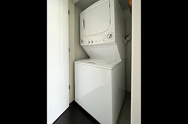 Rented by Coldwell Banker Warburg