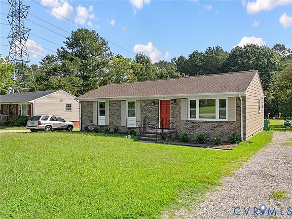 2nd image of 2615 Oak Hill Rd