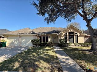 502 Cherrystone Cir, Victoria, TX 77904