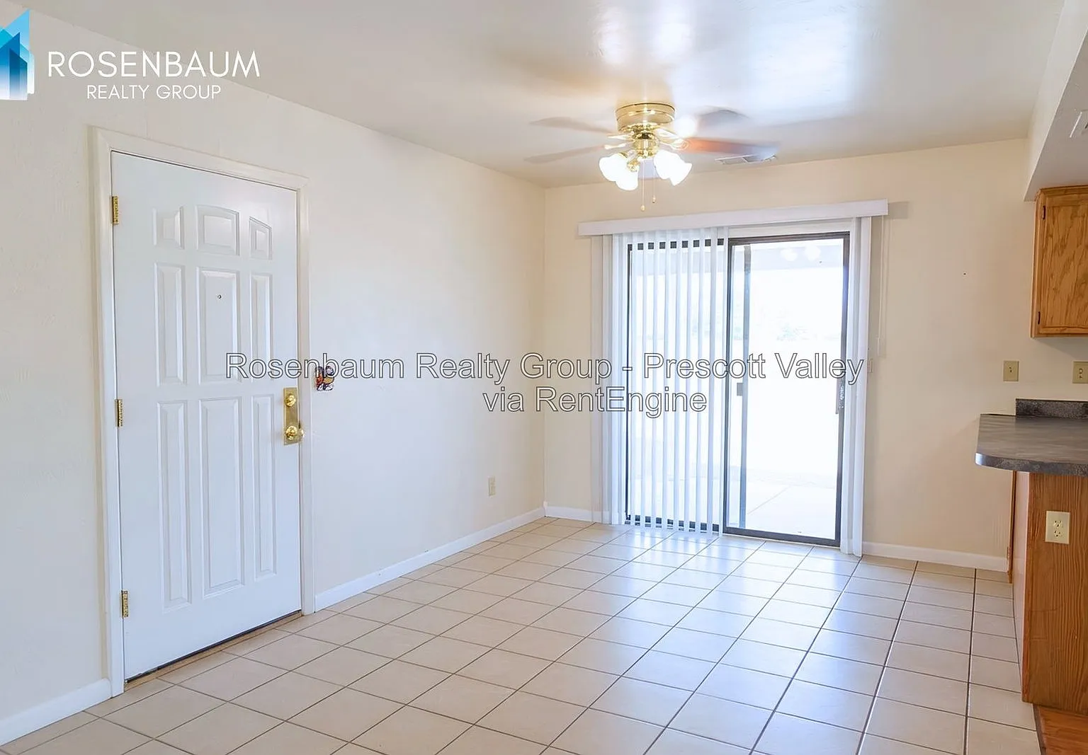 3 bed, 2.0 bath, 1148 sqft, $2,000 — Photo 3