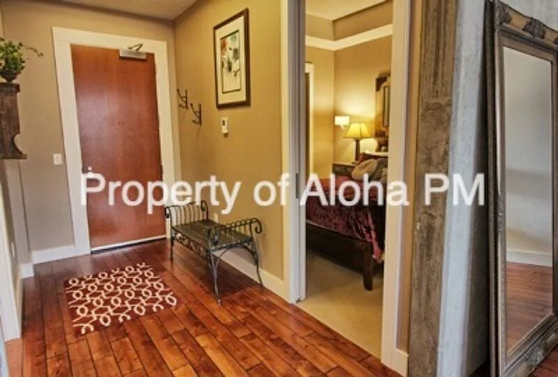 419 S 8th St — Photo 2