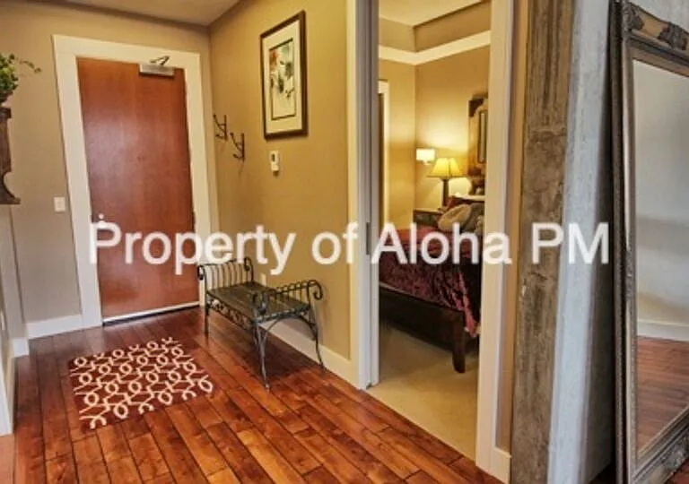 419 S 8th St #205 — Photo 2