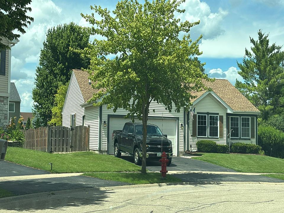 2nd image of 7 Briarcliff Ct