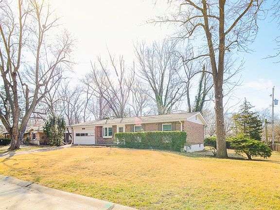 3rd image of 9402 Fredric Ct