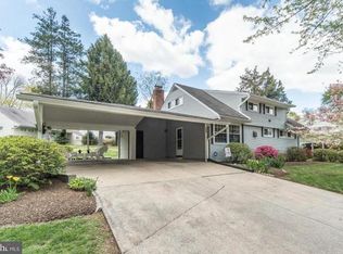302 Bradley Ave, Rockville, MD 20851