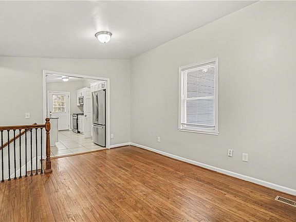 4th image of 1682 Abner Ct NW