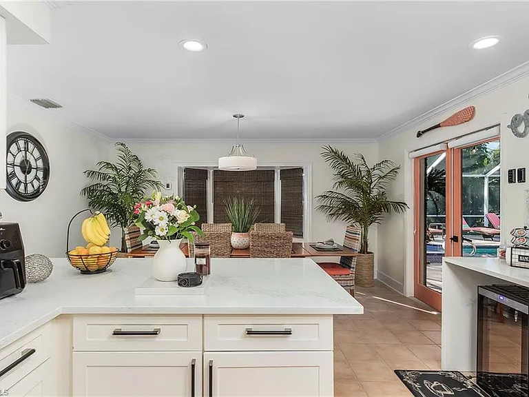 2950 Coach House Ln — Photo 22