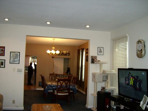 3rd image of 8524 131st St