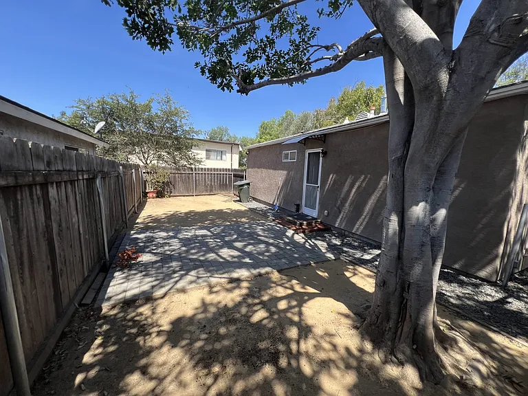 8225 Adams St — Photo 16