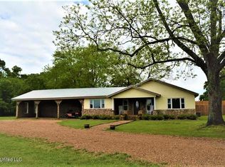 6527 13th Hwy, Morton, MS 39117