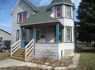1125 S 7th St, Manitowoc, WI 54220