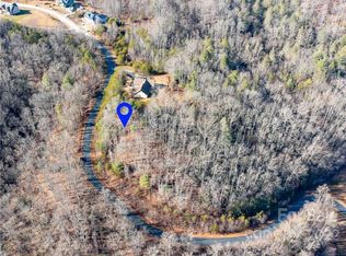 306 Summer Orchard Dr, Hendersonville, NC 28792