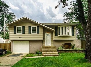 340 Hickory Ave, Romeoville, IL 60446