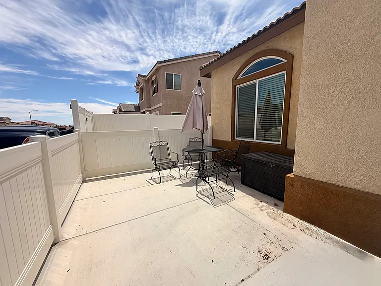 2825 La Calle Sabio Ave — Photo 20